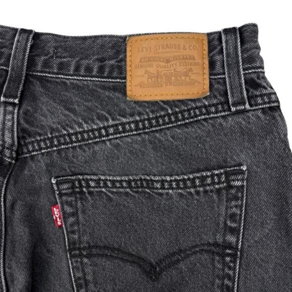 LEVI'S Premium 80s Mom High Rise Tapered Leg Jean Size 29 Not To Interrupt - Picture 5 of 8